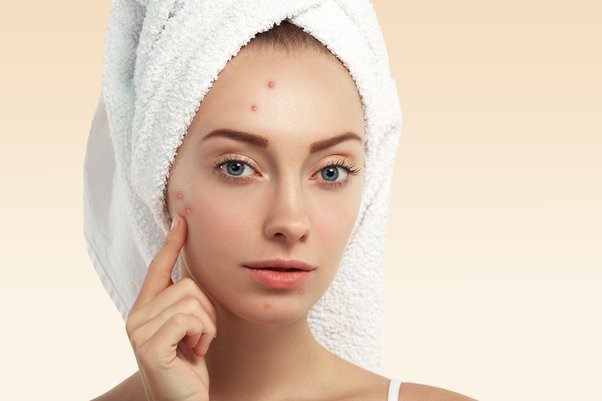 What Serum is Good to Help Reduce Pimples and Black Spots?
