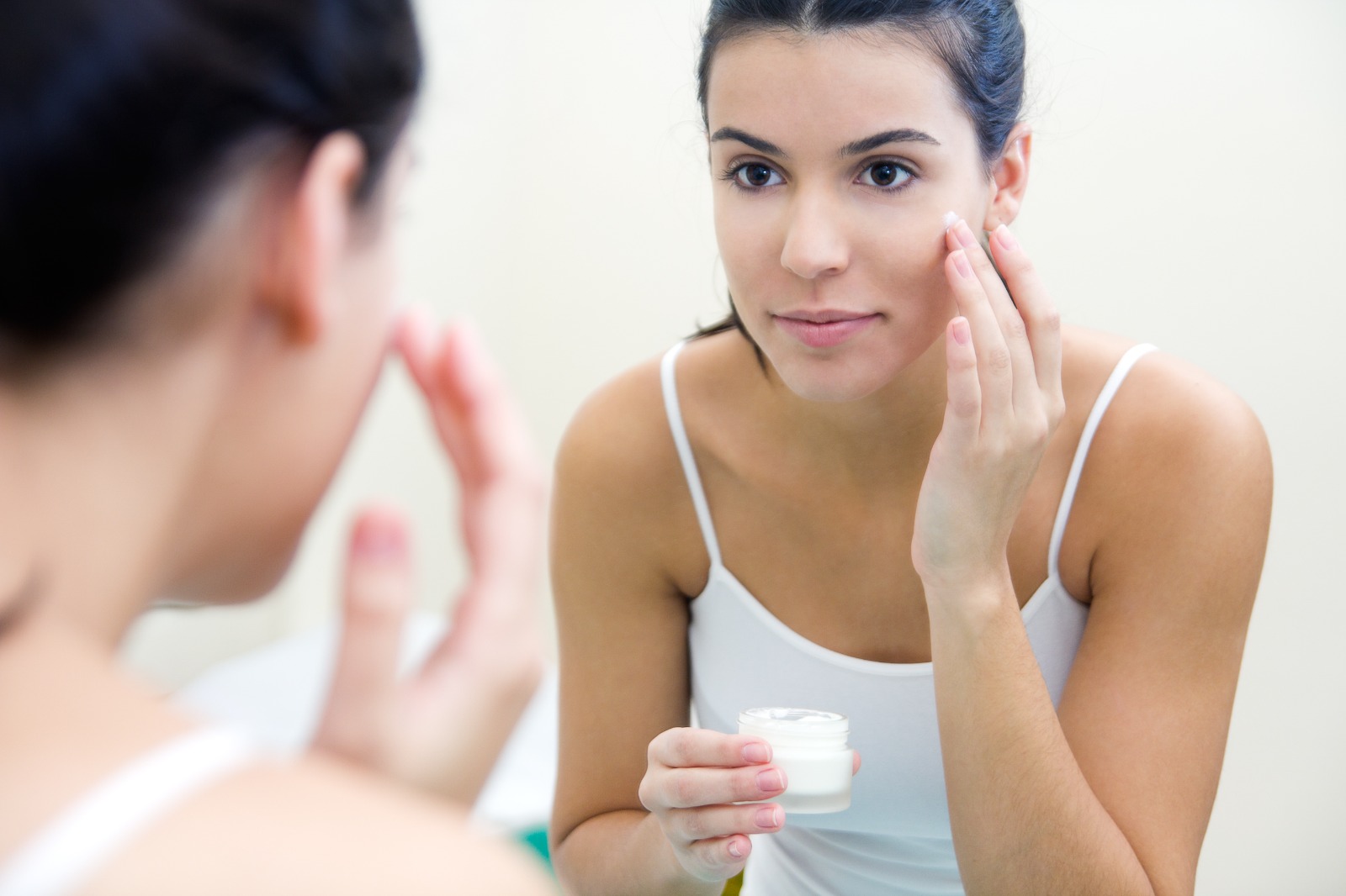 Which is the best anti-aging cream in India?