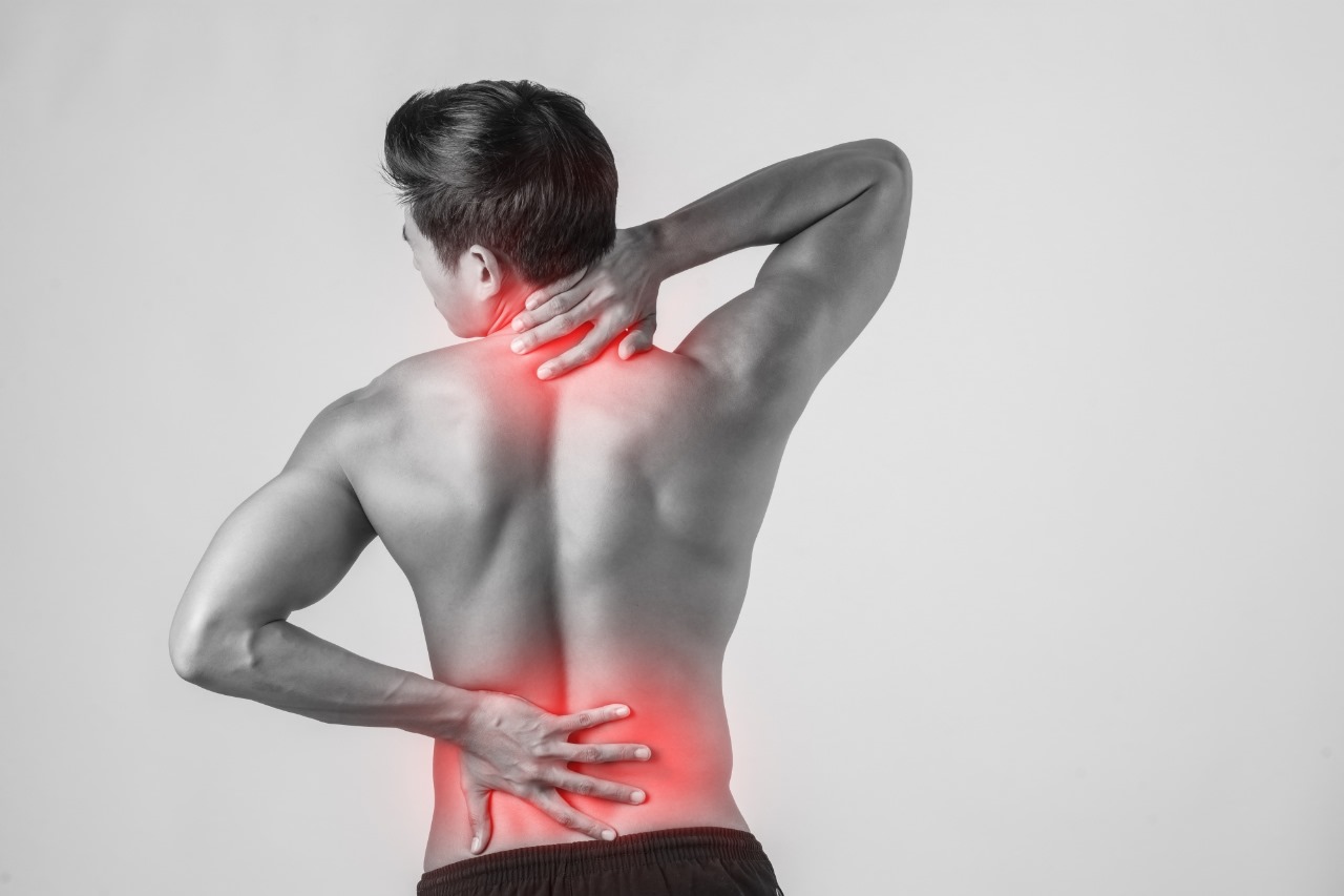 Does Yograj Guggulu help in spondylitis?