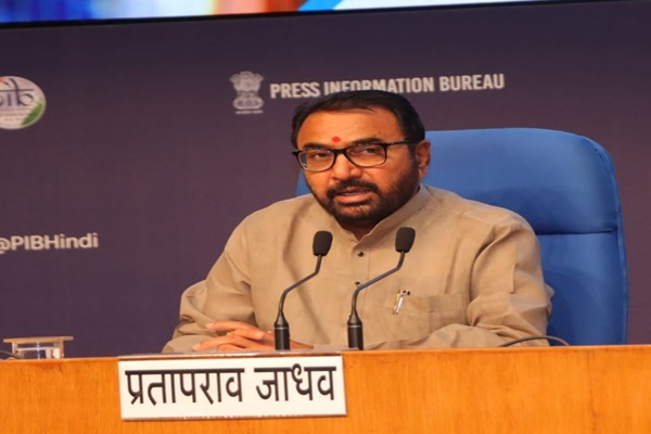 Modi govt institutionalised Yoga globally; Y-Break bringing wellness to workplaces: Ayush Minister