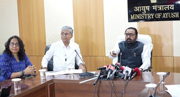 Centre monitoring COVID-19 situation closely; prepared to handle any scenario: Union Minister Prataprao Jadhav