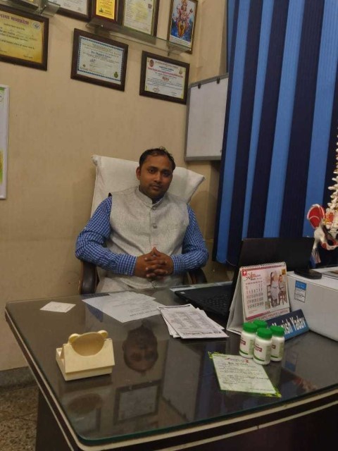 Dr.Saurabh Gupta 